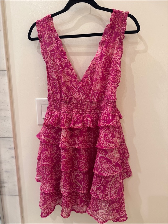 Fate Dresses & Skirts - Fate Pink Paisley Ruffle Tiered V-Neck Mini Dress